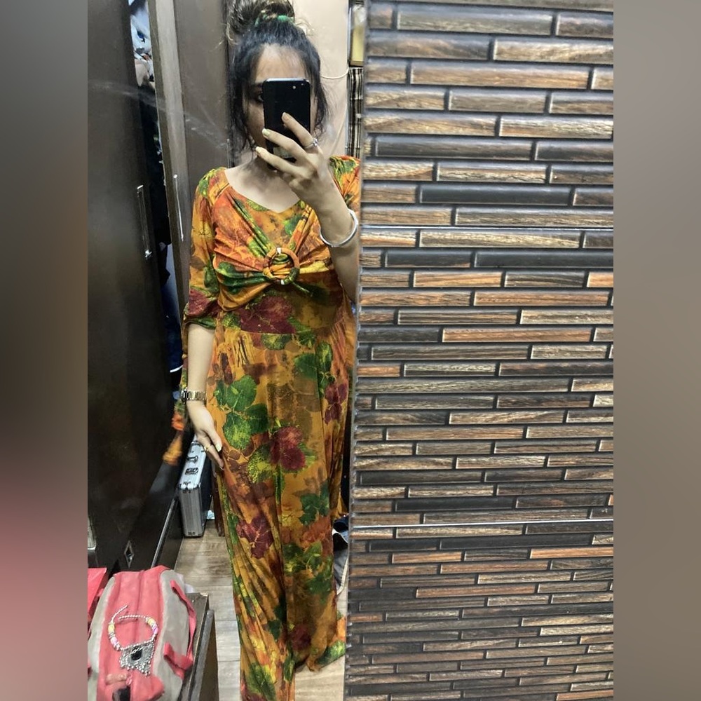 Long printed gown - Picture 1 of 3